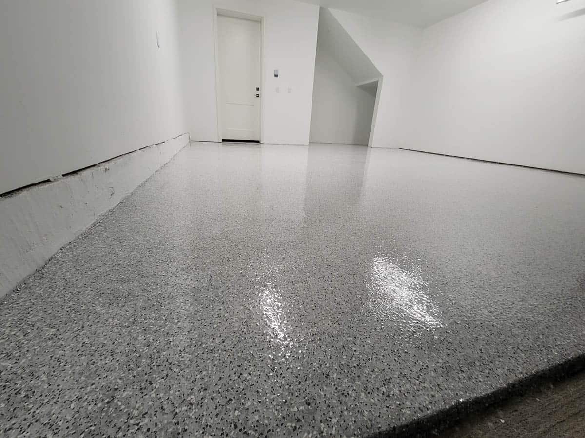 Epoxy flakes coating