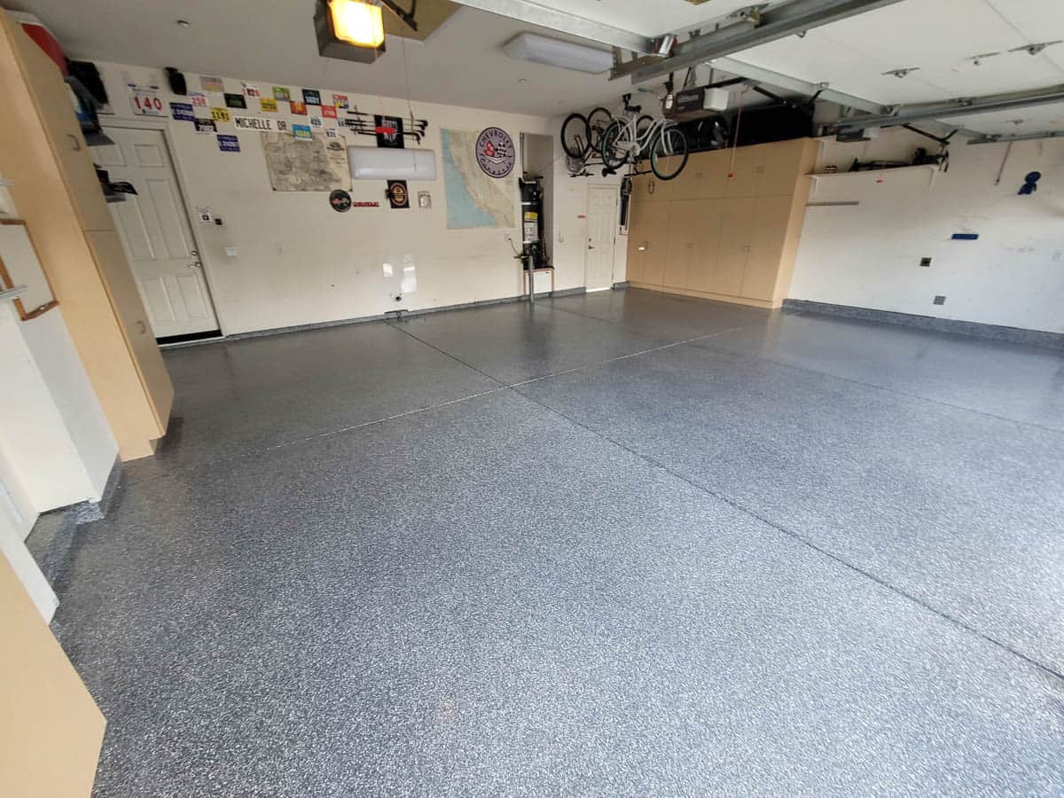 Epoxy flakes finish